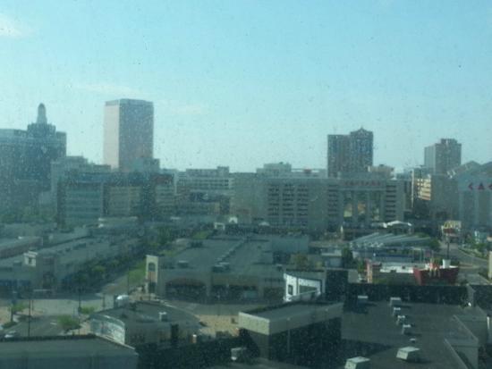 Tanger Outlets The Walk di Atlantic City